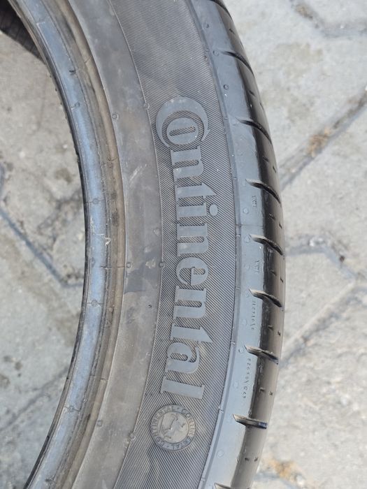 235 45 19 Continental