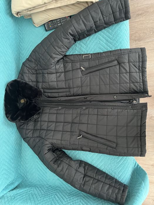 Продается мужская куртка