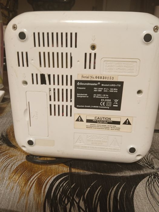 Radio cu SD și ceas cu alarma Germania