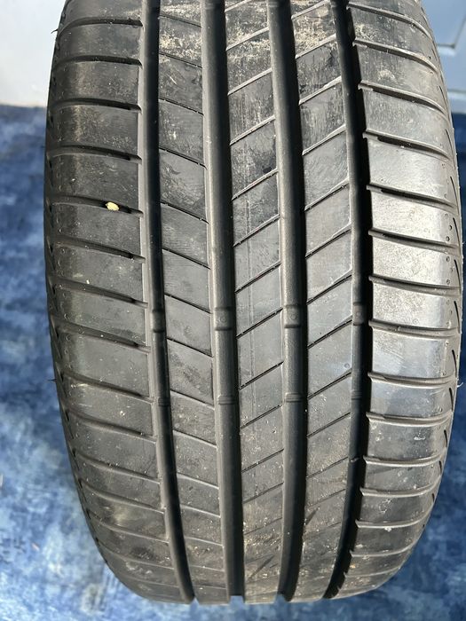 Bridgestone Vara 225/45 R17
