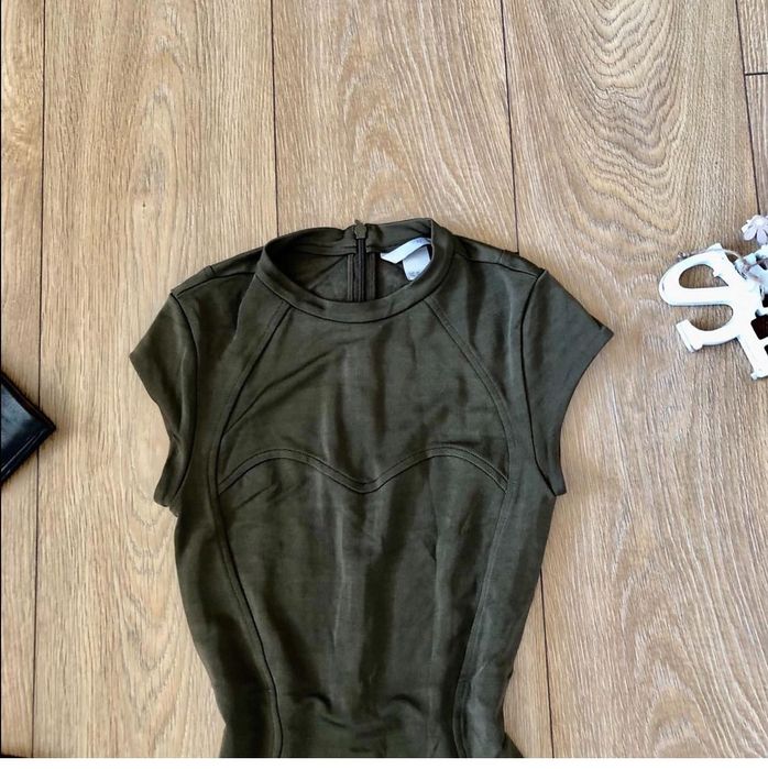 Рокля H&M страхотна