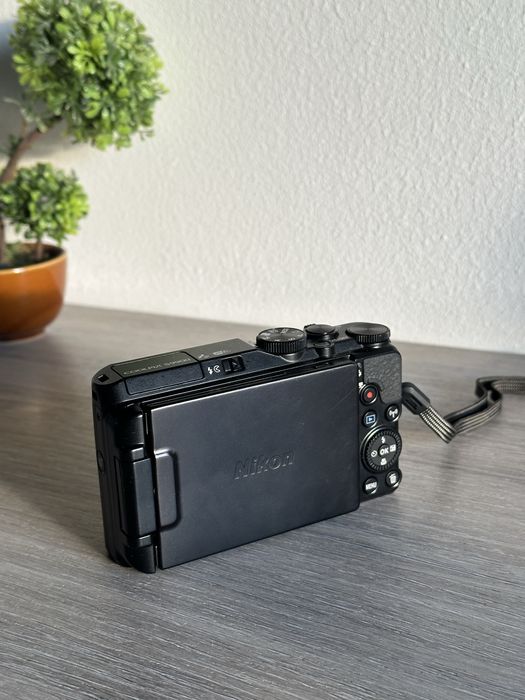 Nikon Coolpix S9900