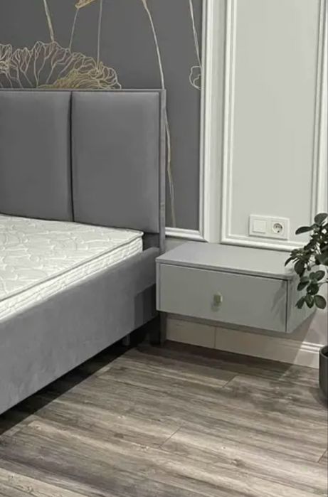 Прикроватные тумбочки