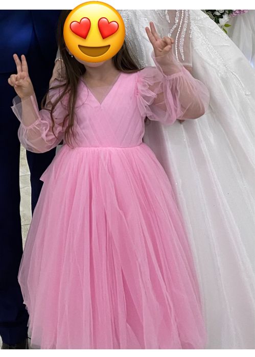 Продаем платье для 6 летний девочке