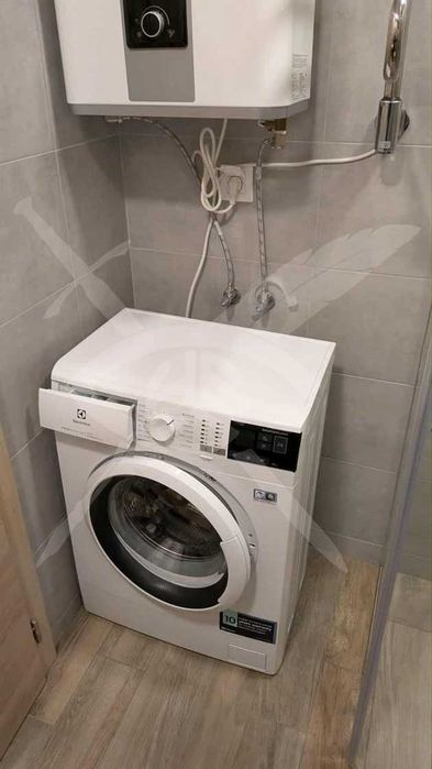 Продава се Двустаен апартамент в к.к. Св.Св. Константин и Елена - 66 кв.м за 1994 €/кв.м - Снимка #5