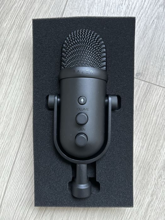 Razer Seiren V2 Pro - Microfon profesional