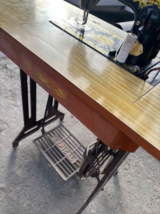 Шевна  машина , в много добро състояние, лично предаване