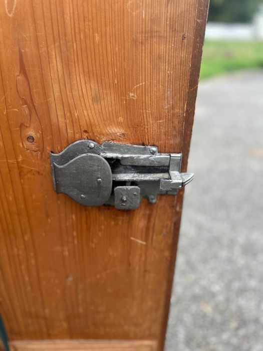 Dulap vechi de colecție