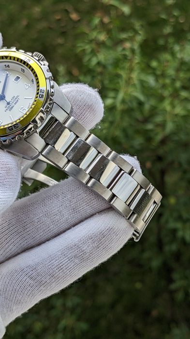 MOMENTUM M1 Splash Diver [38mm] - White Full Lume