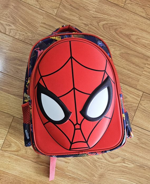 Ghiozdan cu Spiderman