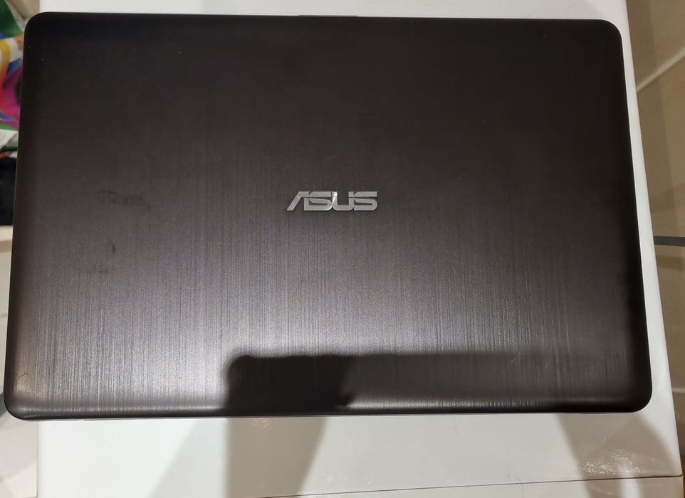 Ноутбук Asus б/у