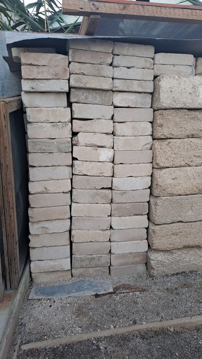 Кирпичи декоративная