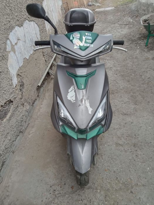 Продам два скутера