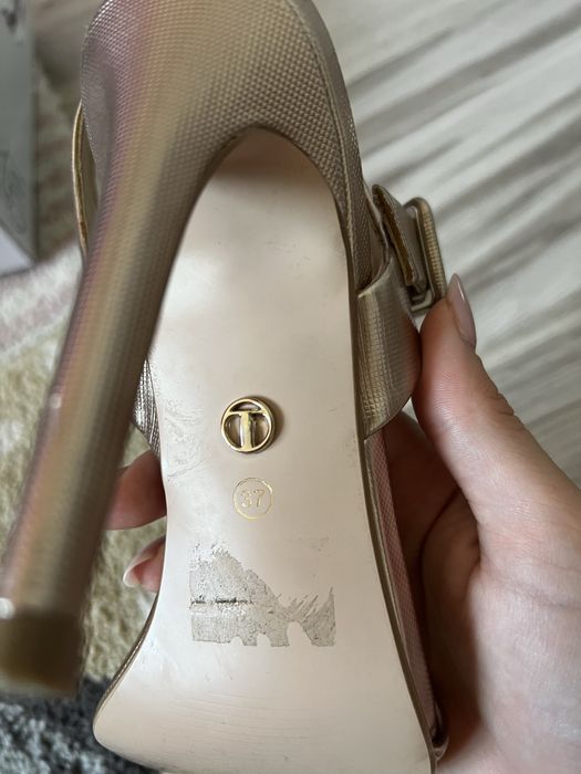 Сандали на висок ток TATA Premium