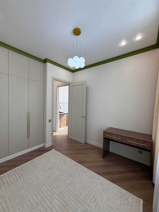 Сдаю срочно новую 3-ком квартиру Рядом Хумо Арена  3/7/10 А3