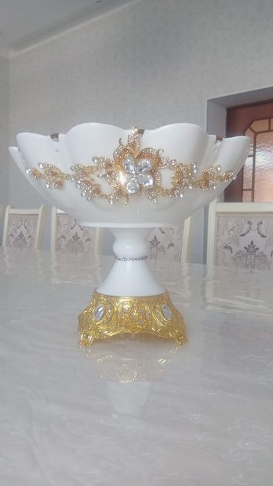 Фруктыйға арналған ваза.