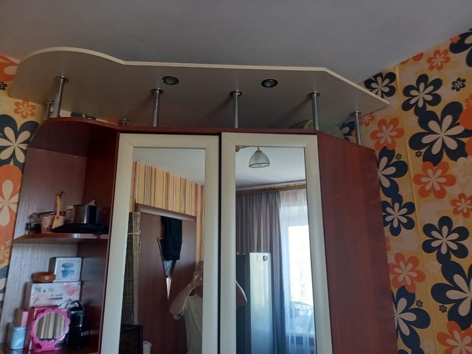 Продам шкаф и кровать