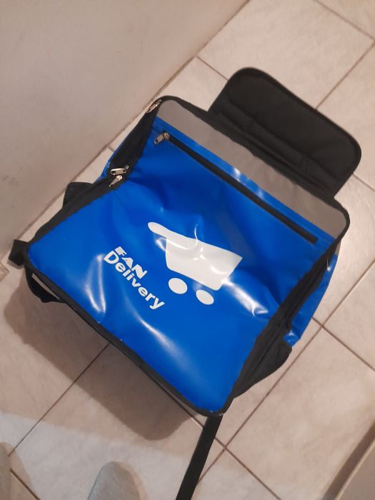 Geanta fan delivery