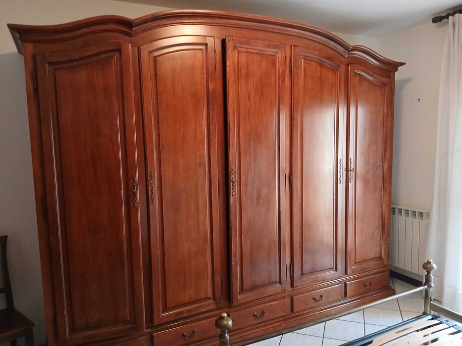 Comoda cu Oglinda si 2 Noptiere