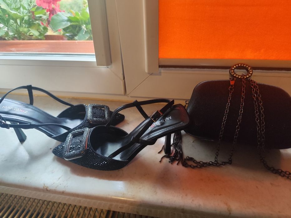 Pantofi sanda stiletto,deosebiți