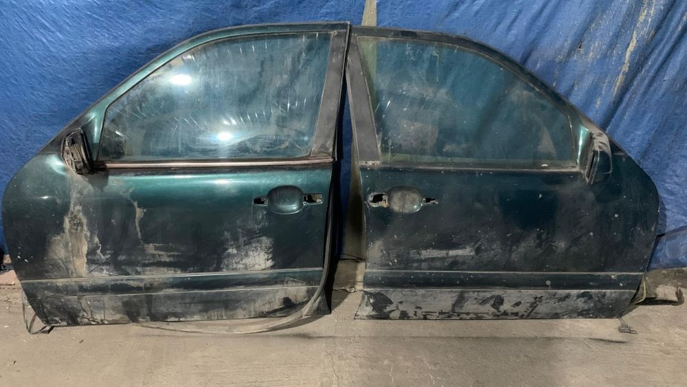Двери на Мерседес 210