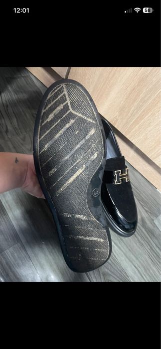 Pantofi de costum