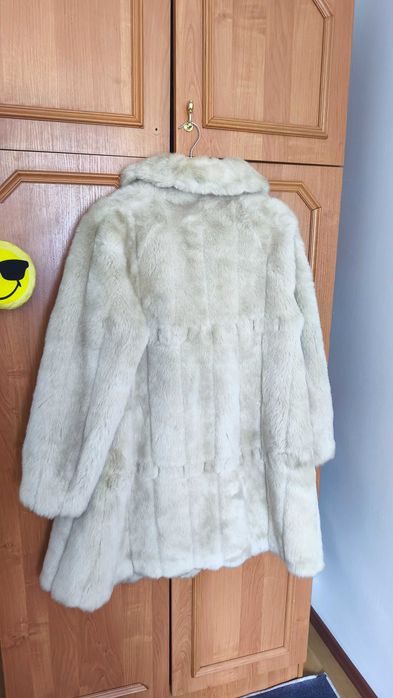 Vând blana damă