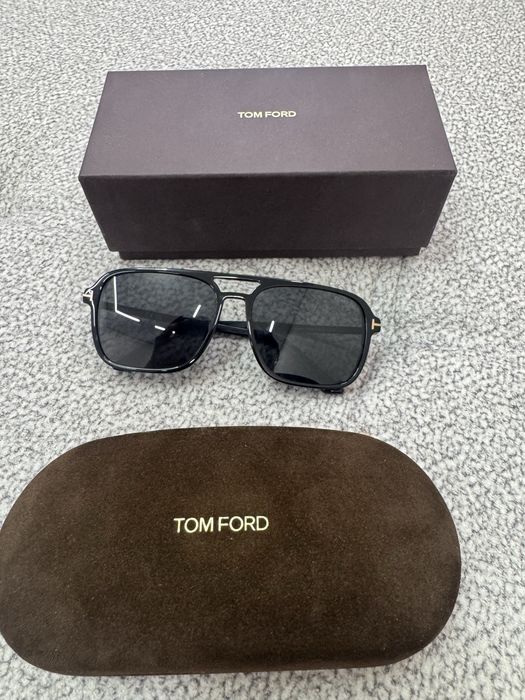 Очки Tom Ford Crosby TF910 — обмен на Iphone 17
