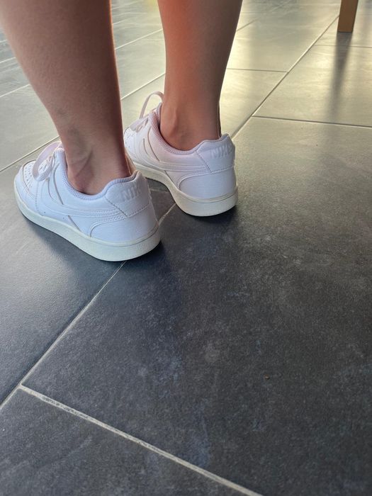 Дамски маратонки