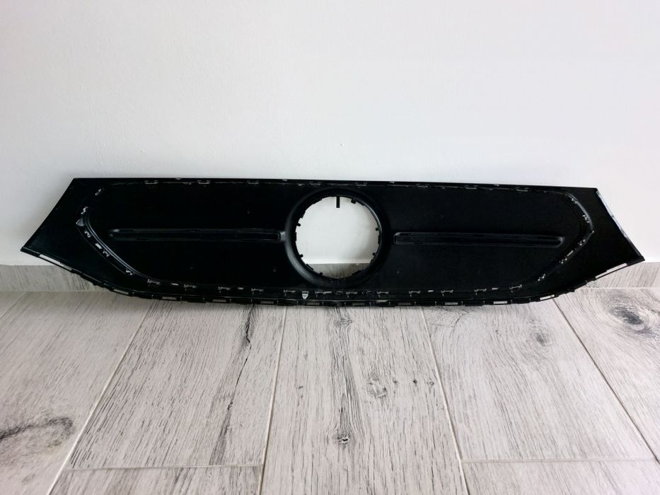 Grila radiator mercedes gle w167 amg grila mercedes eqa w243 originale