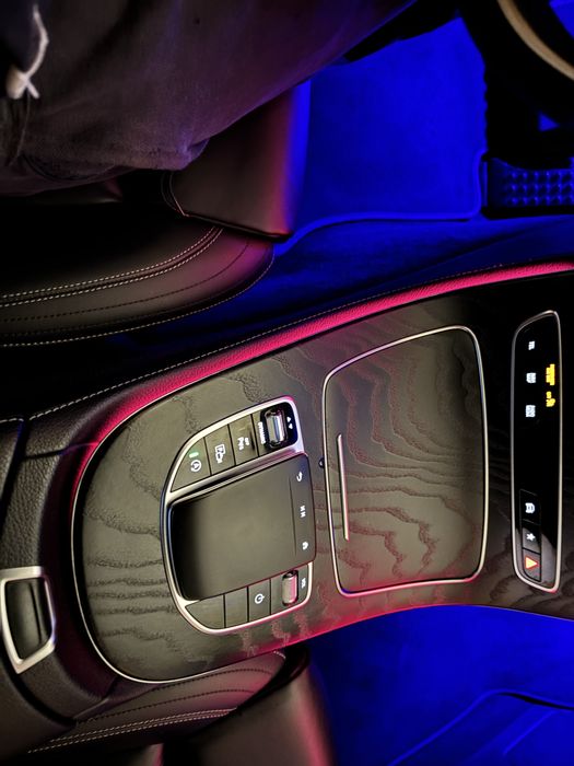 Mercede-Benz E Class 220