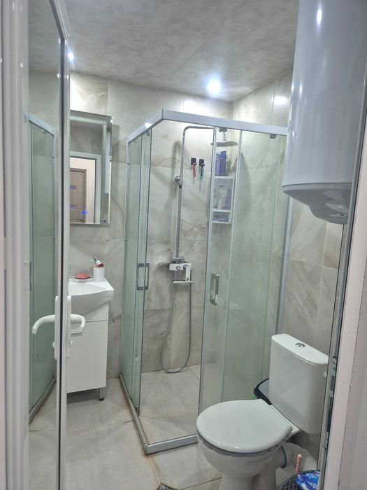 Продава се Тристаен апартамент в Шумен, Боян Българанов 2 - 80 кв.м за 1141 €/кв.м - Снимка #7