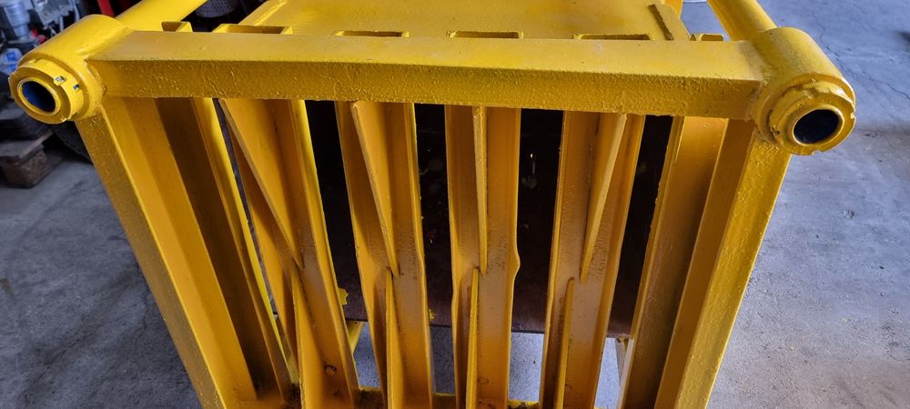 Пресс горизонтальный для ТБО