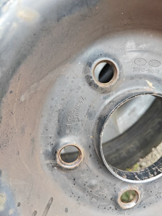 Железни джанти 15 с тазове и зимни гуми 185/65/15