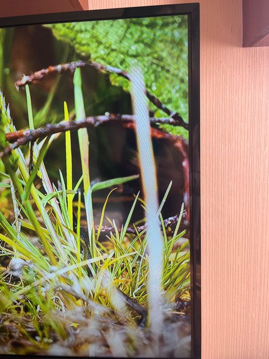 Телевизор Hisense 40 инча Smart Tv