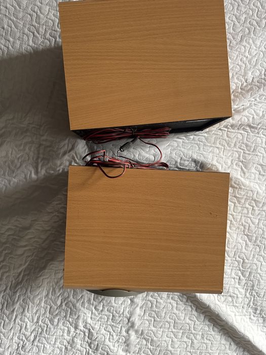Vand boxe Panasonic aproape noi