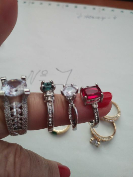 Всичко по 5 лева!Пръстени много добро качество.