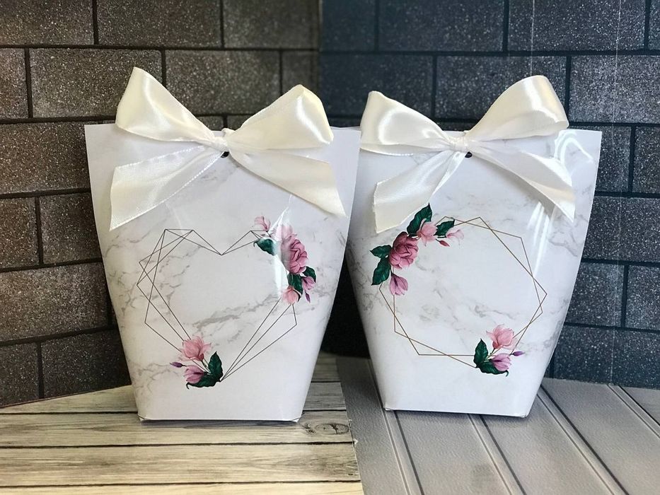 Бонбоньерки 160тг