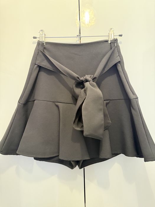 Fusta pantalon marimea XS/34