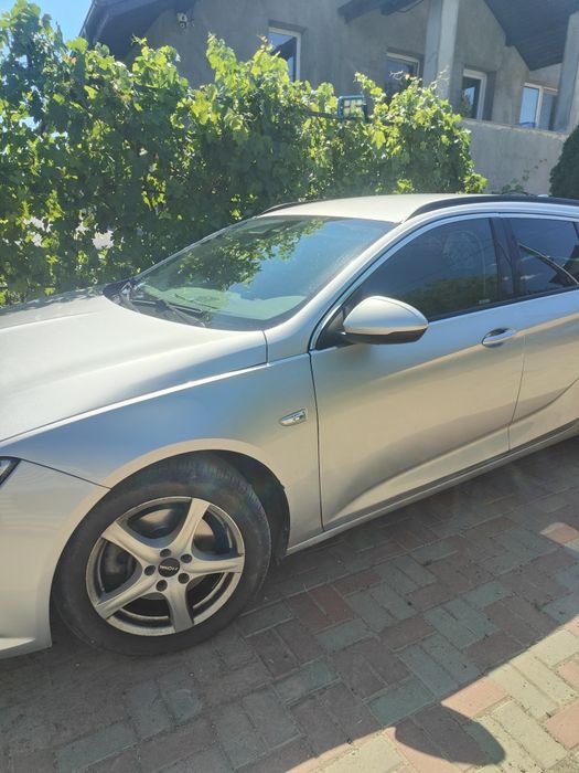 Opel Insignia 2018 automată 1.6 diesel 136cp