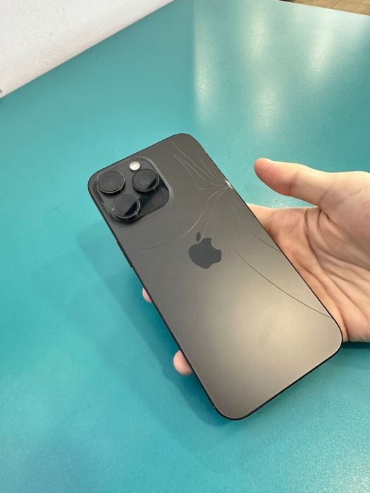 Продам iphone 15 Pro max 256gb 87% akb ( E-sim )