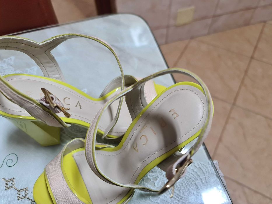 Vând sandale dama femei din piele șarpe nr 35 , Epica, toc 10 cm