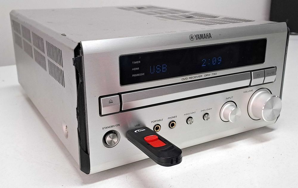 Yamaha DRX 730 amplificator all in one receiver HDMI USB Mp3 dvd