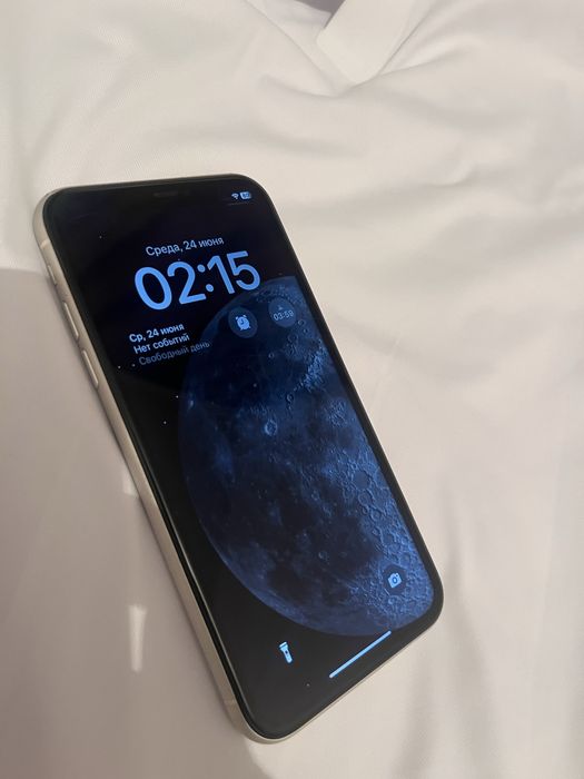 Сатылады — iPhone 11 (64 ГБ)