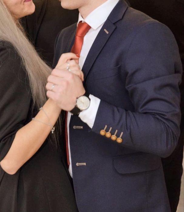 Costum barbati marimea 46 - model slim