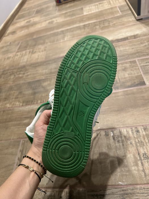 Кожени кецове с ефектни връзки