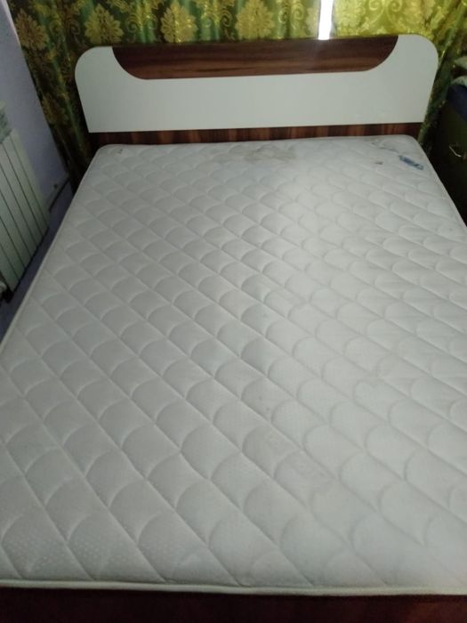 Продам кровать б/у