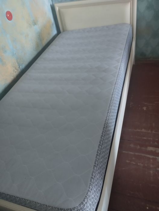 Продам кровать бу