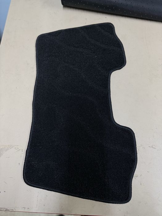 Ворсовые полики 211 мерседес новые