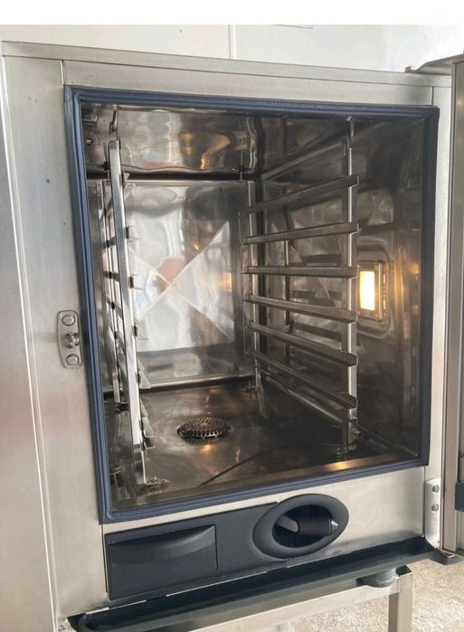 Cuptor Rational 6 tavi